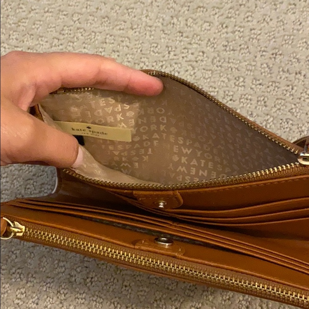 Kate Spade Wallet - Picture 5 of 5